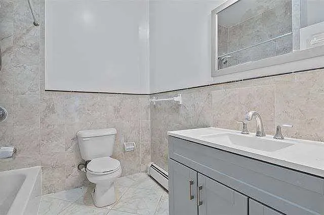 35 Lexington Ave #2A — Photo 10