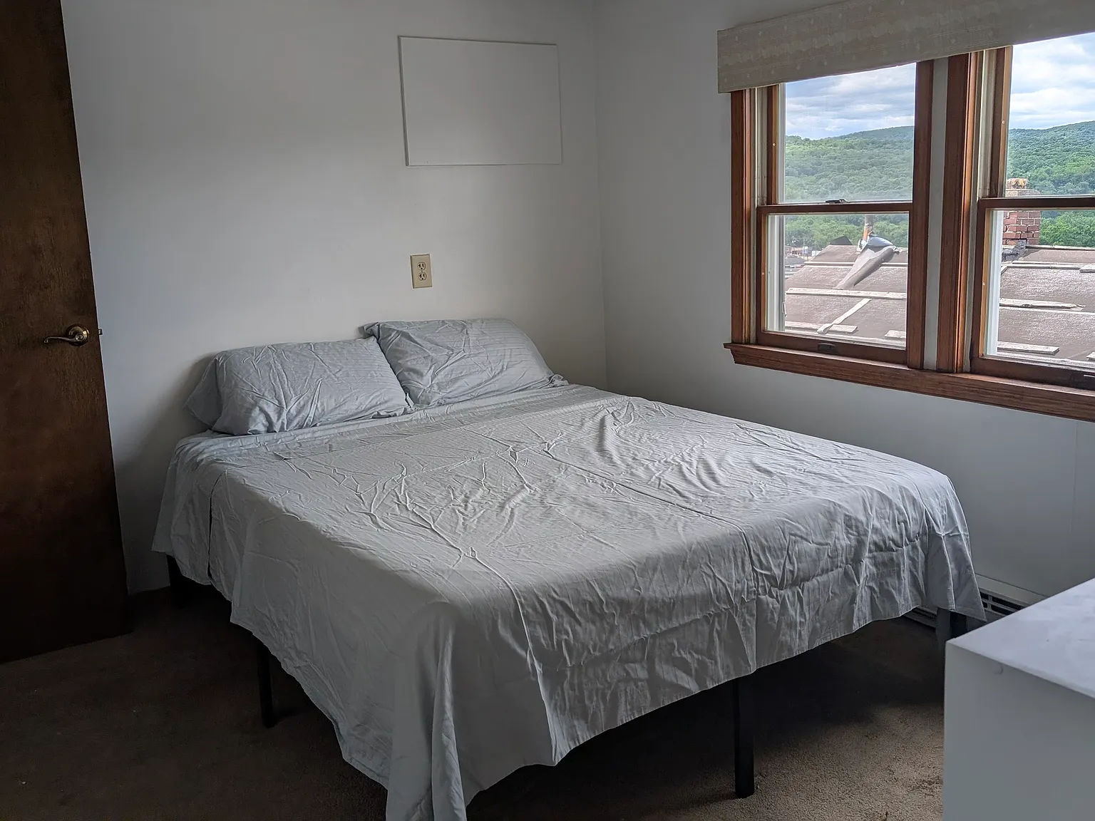 1 bed, 550 sqft, $875 — Photo 2