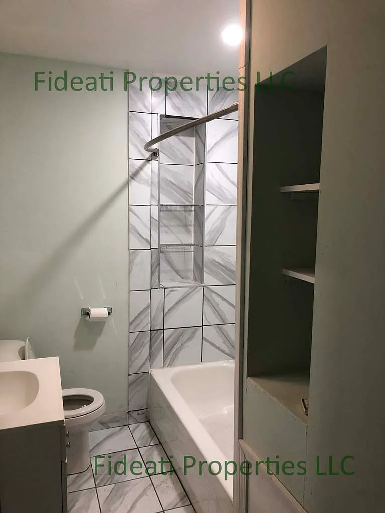 2 bed, 1100 sqft, $1,000 — Photo 4