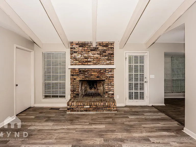 808 Cochise Trl — Photo 7