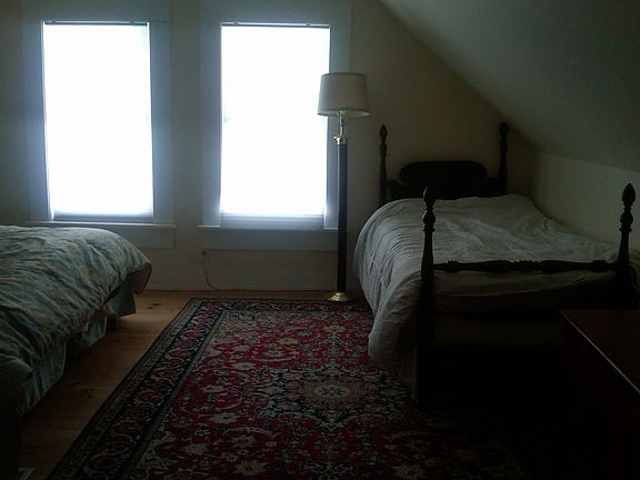 materbedroom extra bed