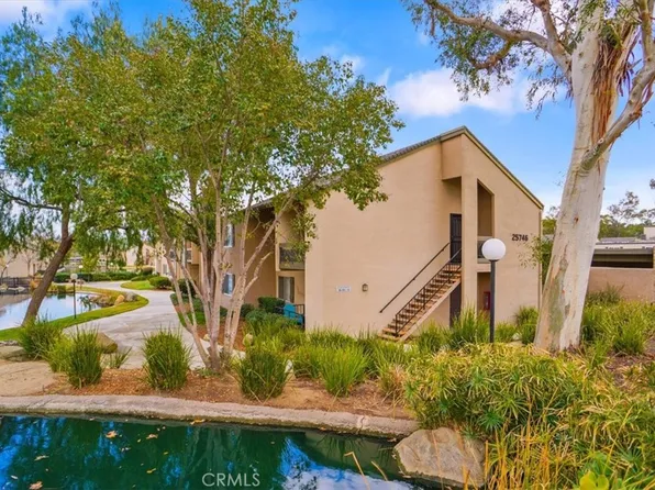 25746 Player Dr Unit Q2, Santa Clarita, CA 91355