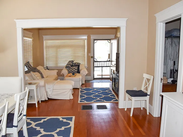 227 N Cleveland St — Photo 10