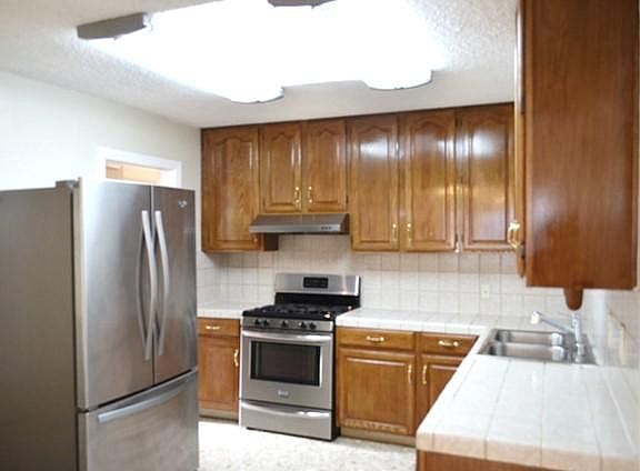 5th image of 424 Margarita Ave