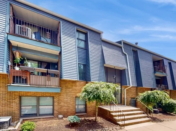 700 Schuyler Ave #24, Kearny Town, NJ 07032