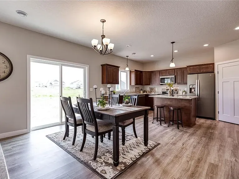 Dining Room With A View Of The Morning Sunshine !