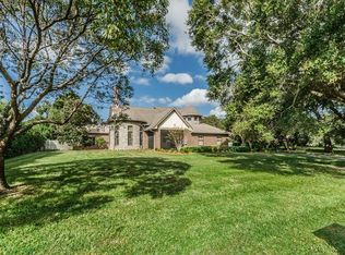 2133 Meadow Brook Dr, Clearwater, FL 33759