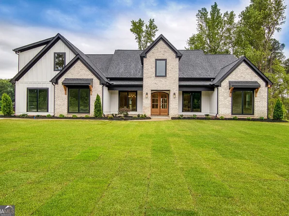 110 Foster Ln, Tyrone, GA 30290
