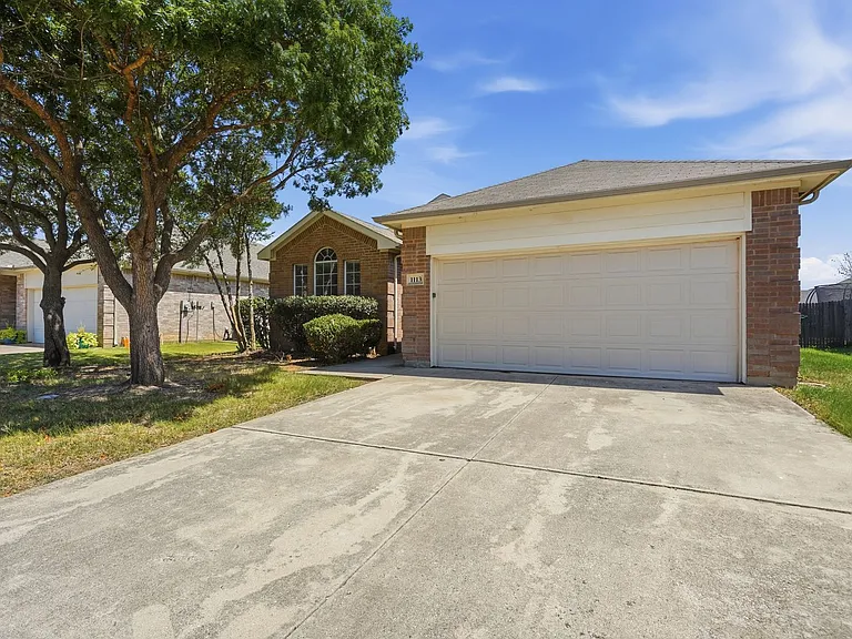 1113 Beaverwood Ln — Photo 28