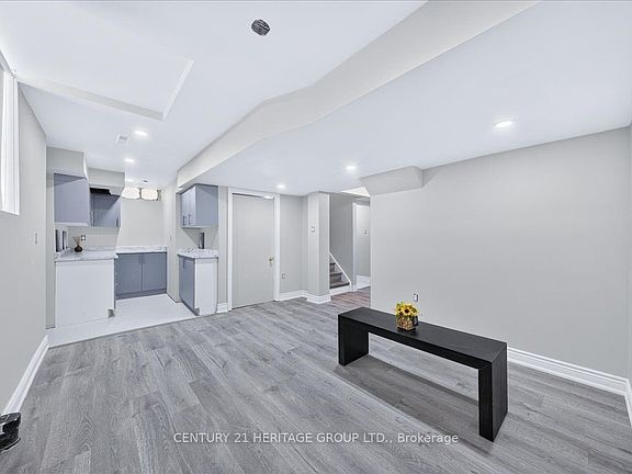 5th image of 19 Reynolds Ave #Basement