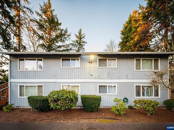 5th image of 340 S Locust St