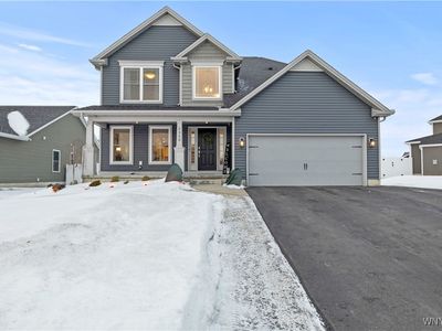 2350 Burbank Dr, Lake View, NY, 14085