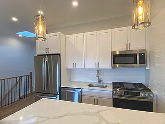 Rented by Hudson Exclusive Inc