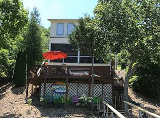 1756 Mel Dor Acres Dr, Climax Springs, MO 65324