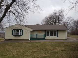 612 N Jennings Rd, Independence, MO 64056