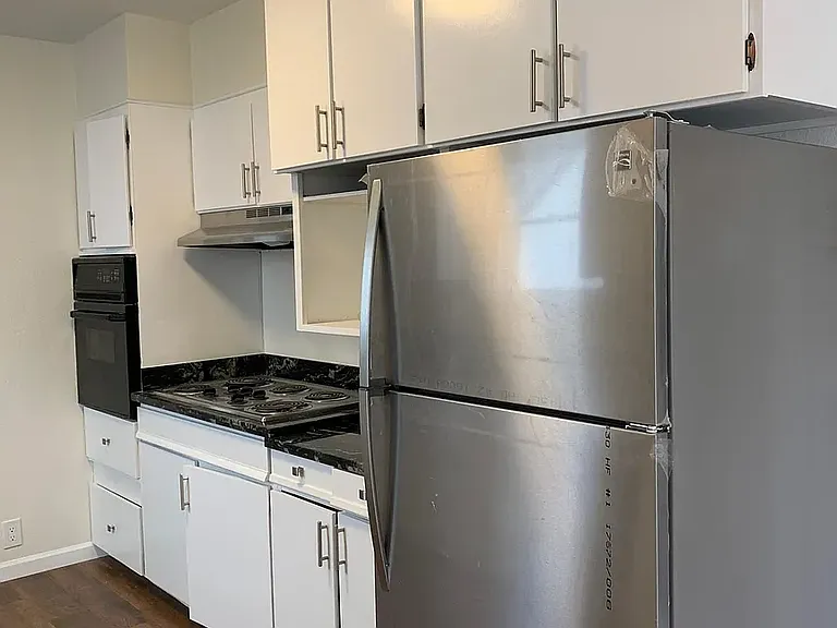 1558 Shasta Ave — Photo 6
