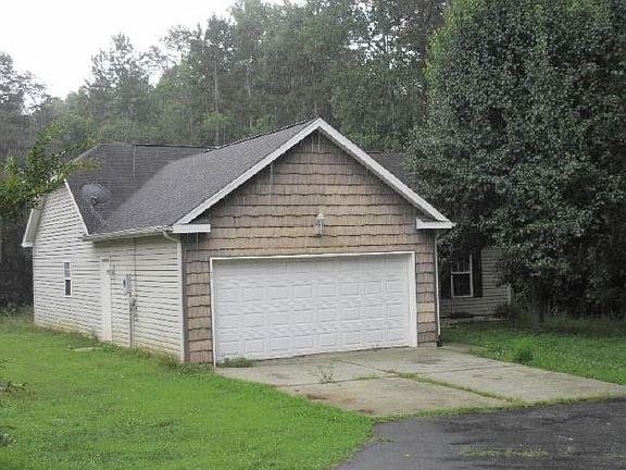 2nd image of 126 Oak Haven Dr