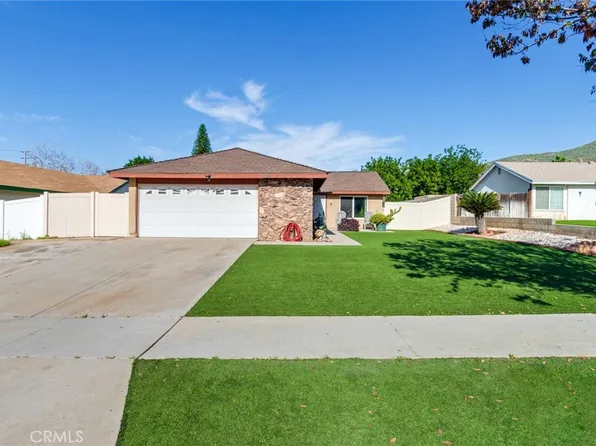 1065 Bascomb Dr, Riverside, CA 92507