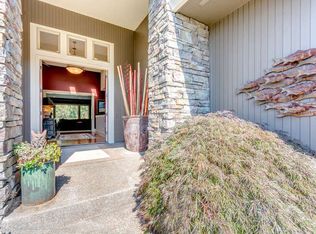 4718 SE Grand Ridge Dr, Camas, WA 98607