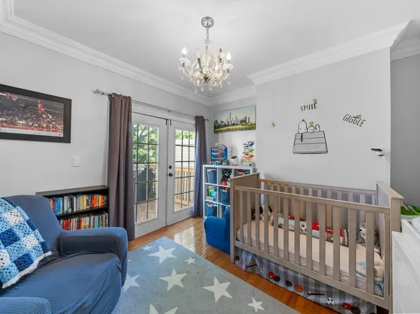 258 New York Avenue image 7 of 22