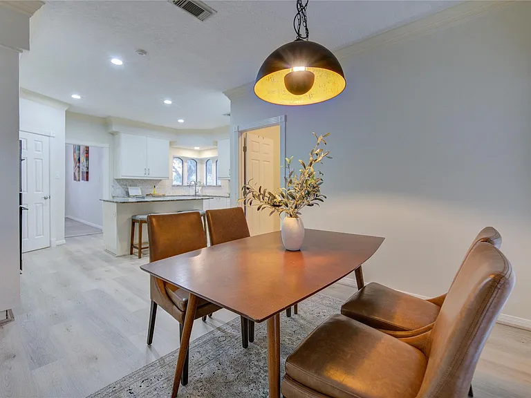 714 Last Arrow Dr — Photo 23