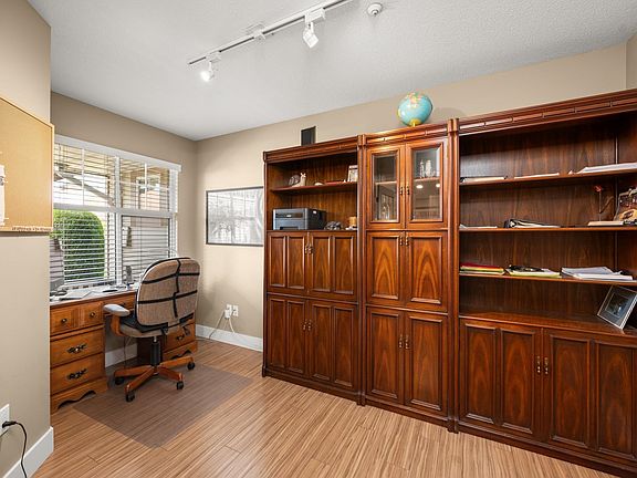 5th image of 20751 87th Ave #10