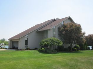 3033 Madison Lake Ct, Adrian, MI 49221