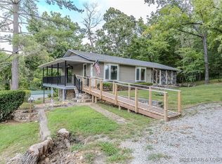 6 Athens Dr, Climax Springs, MO 65324