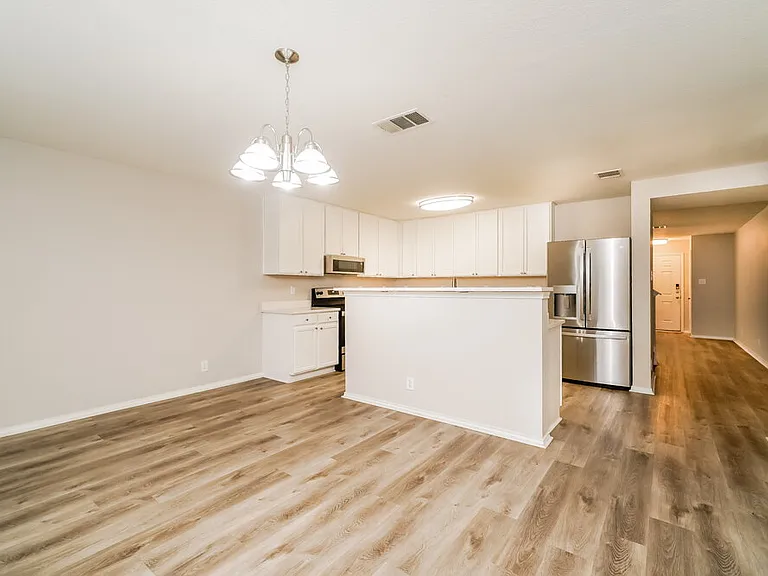 284 Cordero Dr — Photo 9