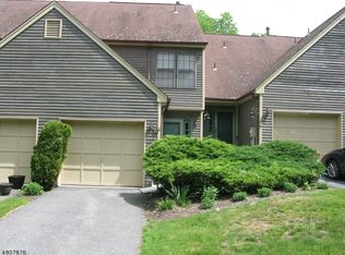 47D Manchester Ln #D, West Milford, NJ 07480