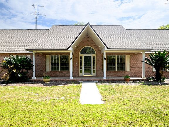 2nd image of 506 NE County Road 354