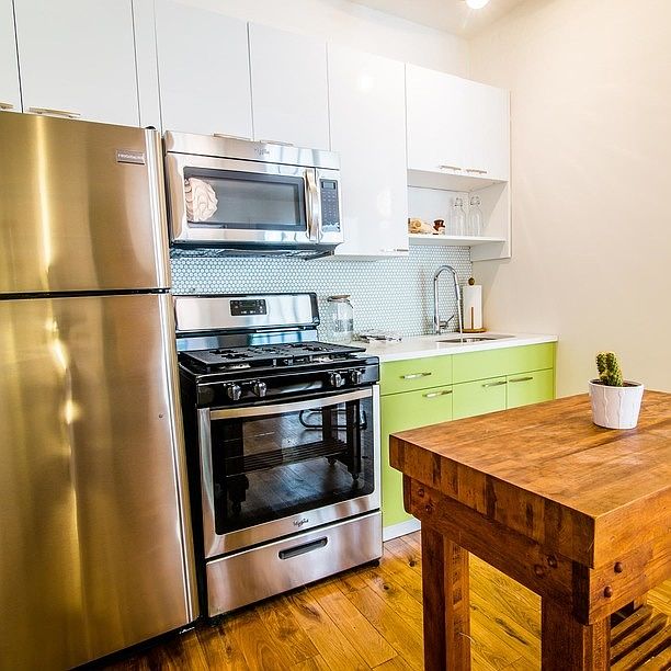 1st image of 418 Melrose St APT 4B