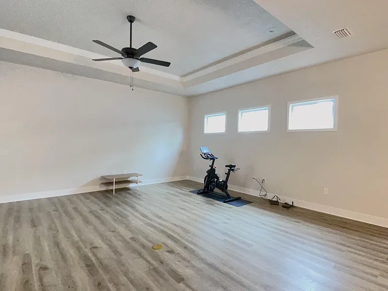 1287 NW 132nd Blvd — Photo 18