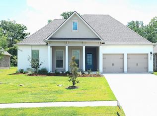 58825 Island Dr, Plaquemine, LA 70764