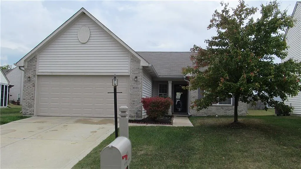 8025 Kersey Dr photo 1