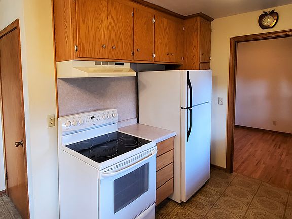 Kitchen view5_08182021