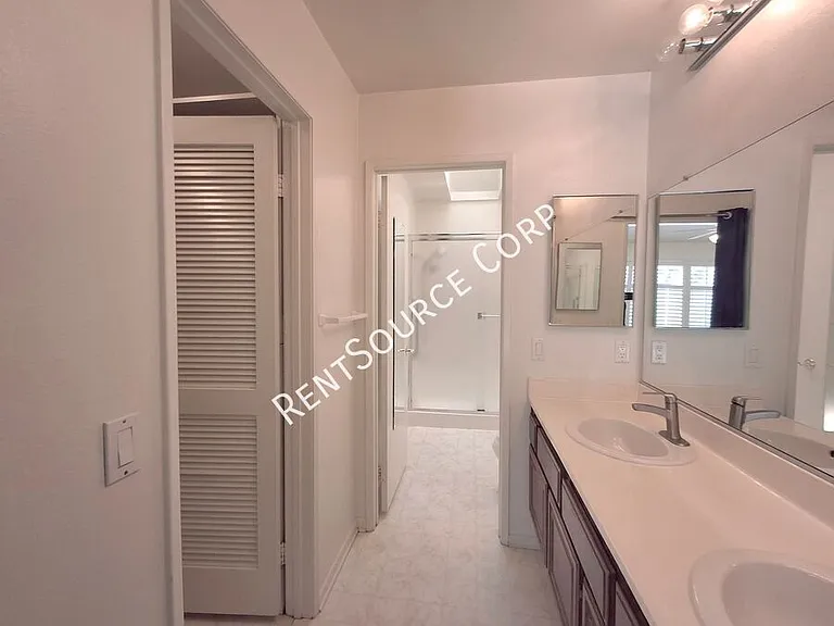 26102 Alejandro Dr — Photo 15