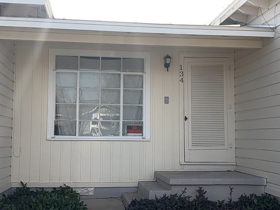 2nd image of 134 FERNLEAF AVE