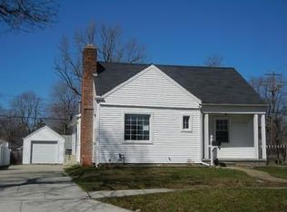 1406 S Riverside Ave, Saint Clair, MI 48079