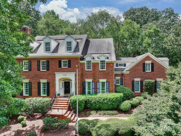 6820 Aronomink Dr, Charlotte, NC 28210