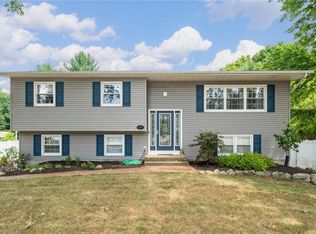 136 Purple Martin Rd, Montgomery, NY 12549