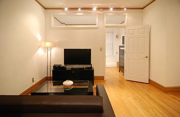 Rented by WAM Partners - William Moses Co. | media 6