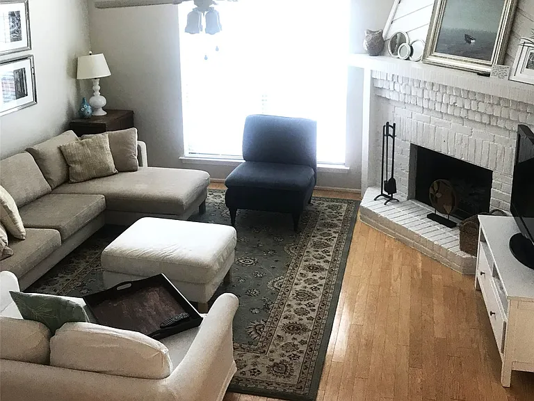 7640 W Greenway Blvd #2D — Photo 3