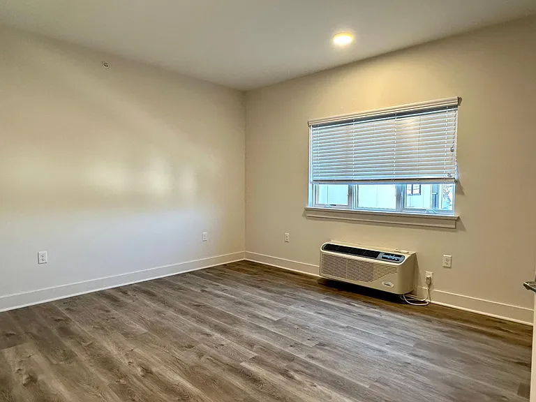 205 Stuyvesant Ave #302 — Photo 8