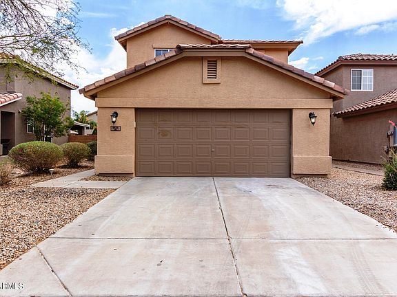 3rd image of 1121 E Desert Holly Dr