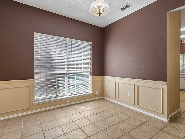 7605 Bryce Canyon Dr W — Photo 15