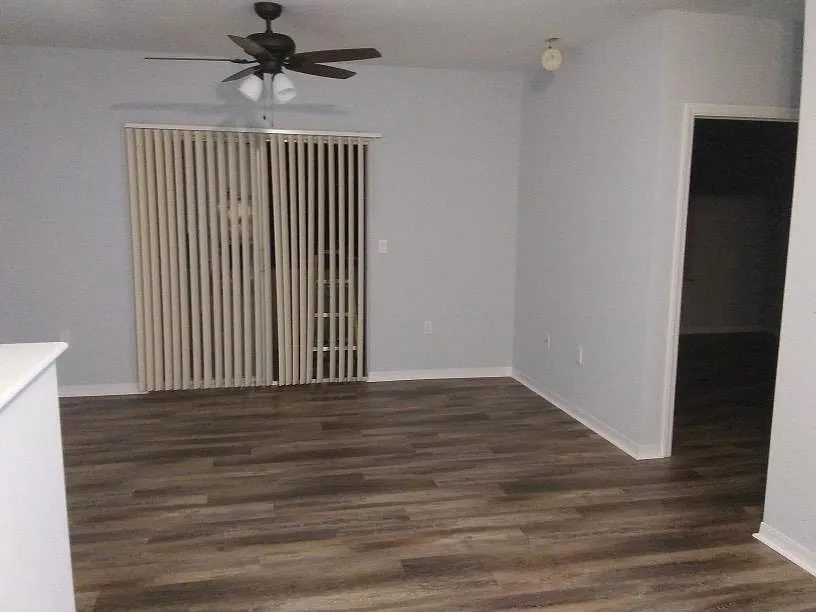 1 bed, 1.0 bath, 875 sqft, $1,650 — Photo 3