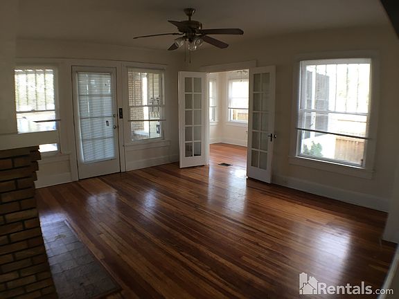 4th image of 804 4th Ave N APT 1