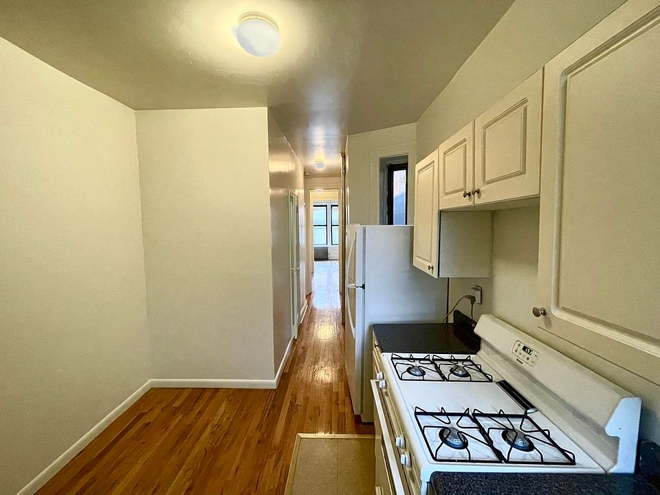 1st image of 305 E 110th St #1FW