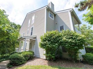 12110 Cardamom Dr, Woodbridge, VA 22192